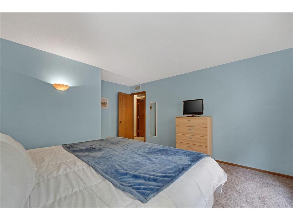 15805 26th Avenue N #B Plymouth MN 55447 7098380 image18