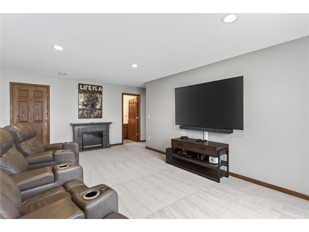 1581 Christie Place Saint Paul MN 55106 7035367 image34