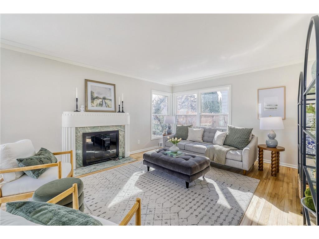 1581 Pinehurst Avenue Saint Paul MN 55116 7031635 image2