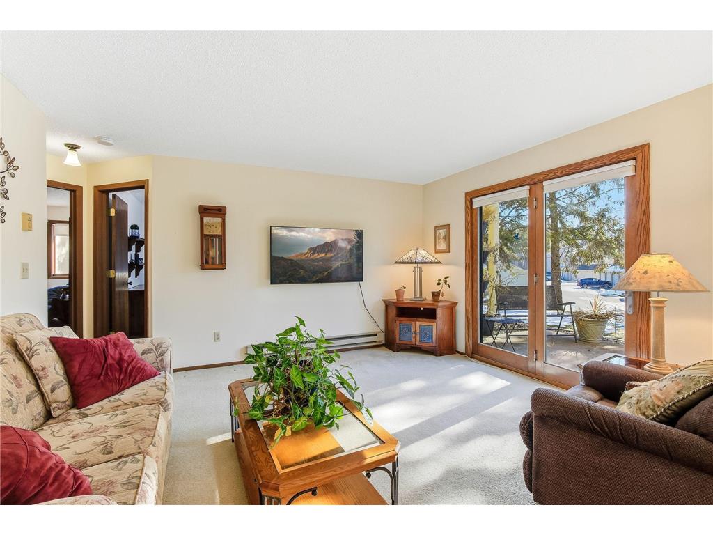 1581 Wheelock Lane #101 Saint Paul MN 55117 7018670 image2