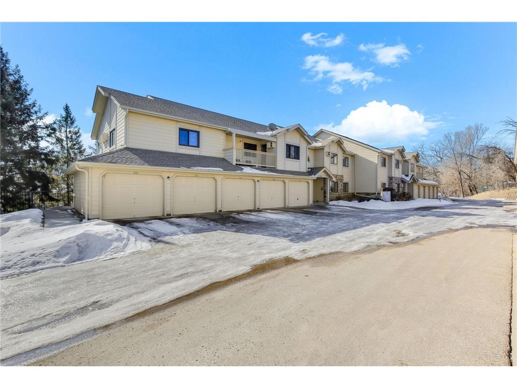 1581 Wheelock Lane #101 Saint Paul MN 55117 7018670 image22