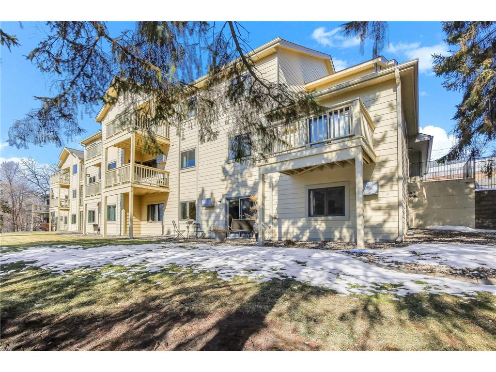 1581 Wheelock Lane #101 Saint Paul MN 55117 7018670 image26