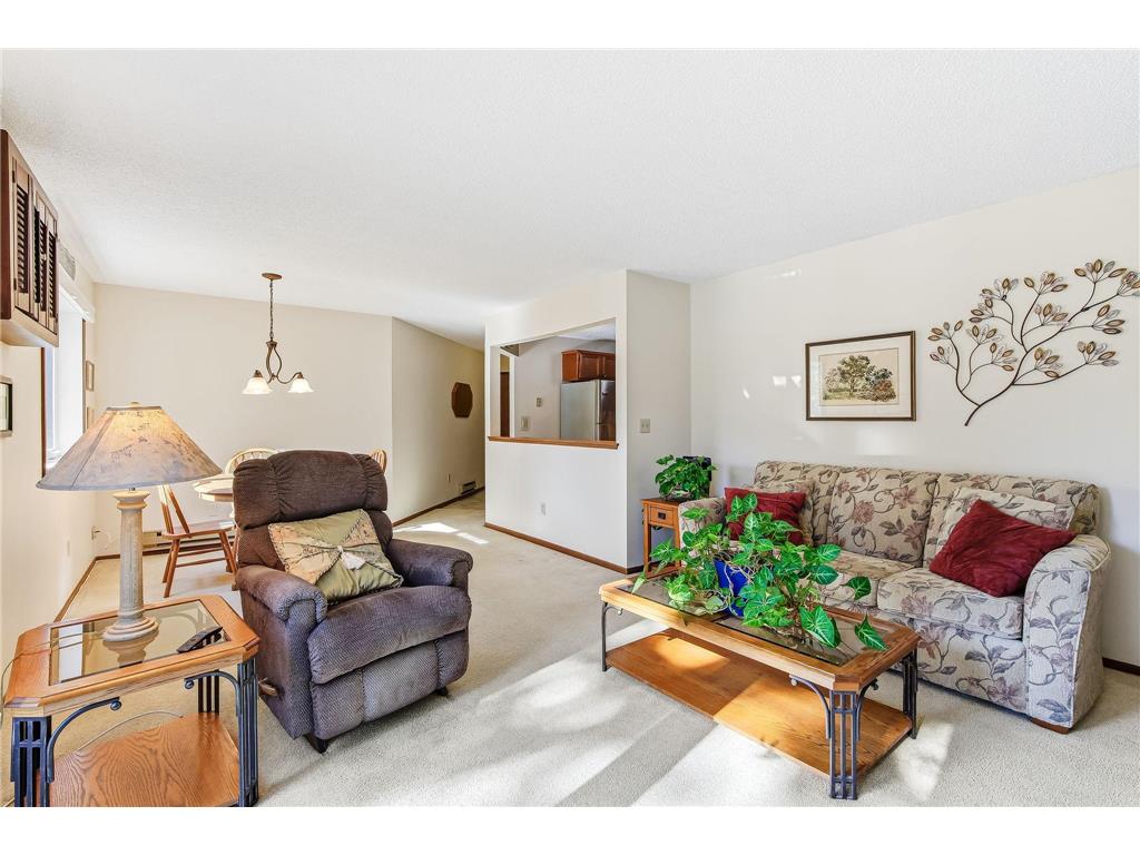 1581 Wheelock Lane #101 Saint Paul MN 55117 7018670 image3