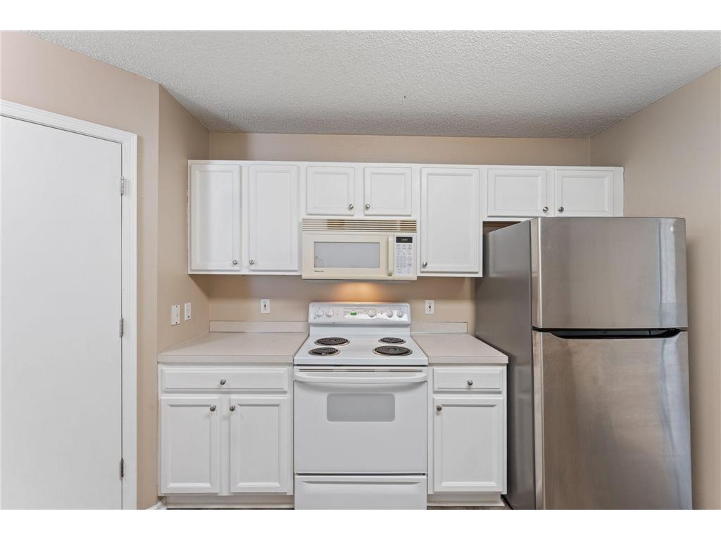 15816 Fleet Trail #237 Apple Valley MN 55124 7019571 image10