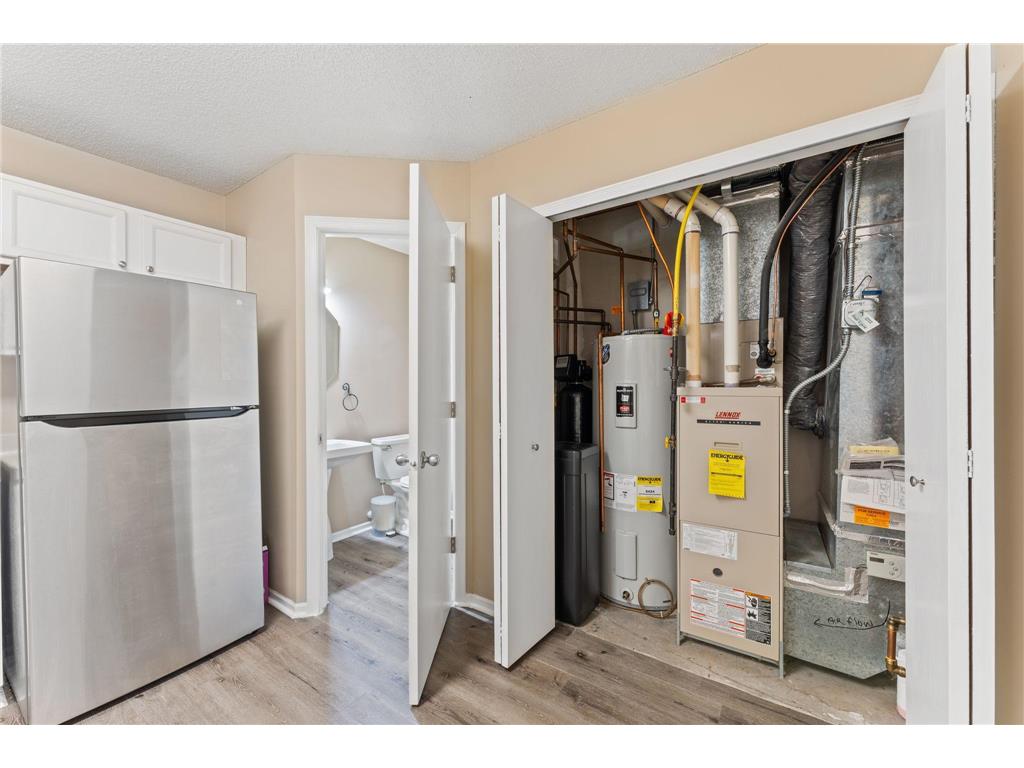 15816 Fleet Trail #237 Apple Valley MN 55124 7019571 image24