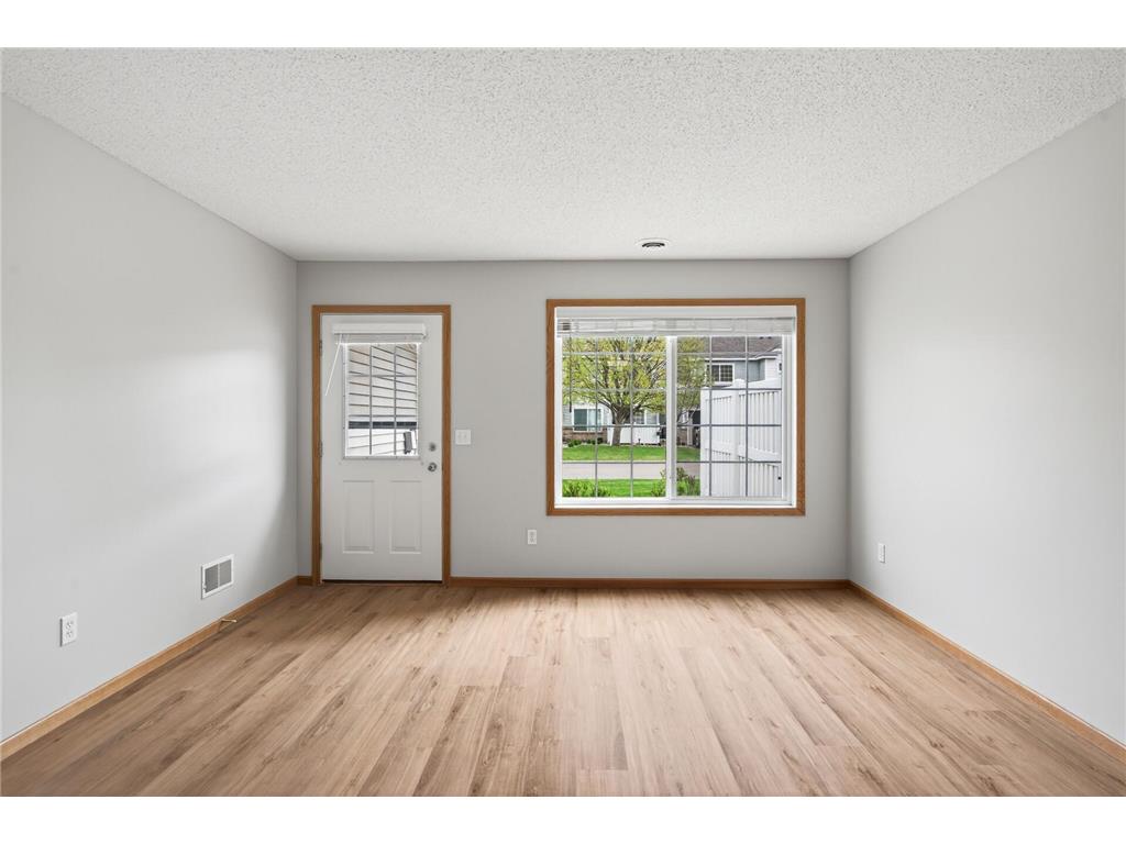 15822 Fleet Trail Apple Valley MN 55124 7083438 image4