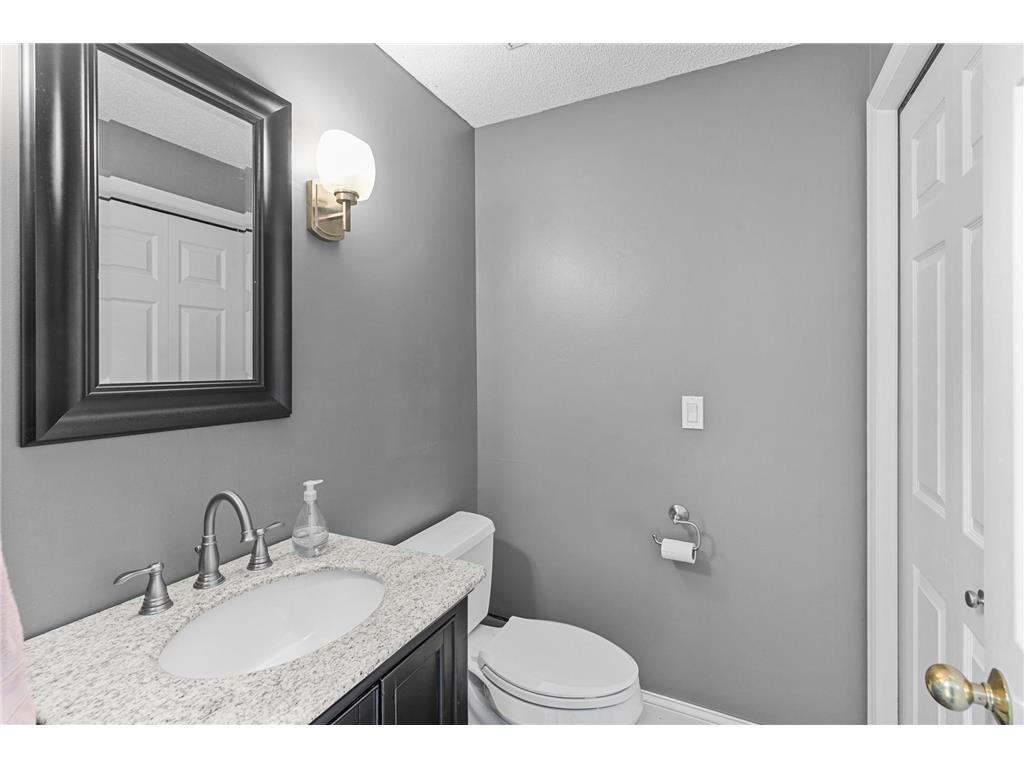 15825 16th Avenue N Plymouth MN 55447 7063015 image18