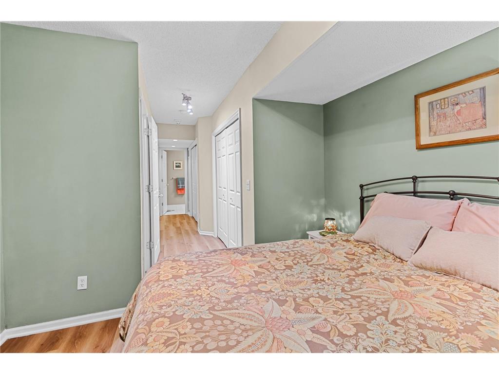 15825 16th Avenue N Plymouth MN 55447 7063015 image23