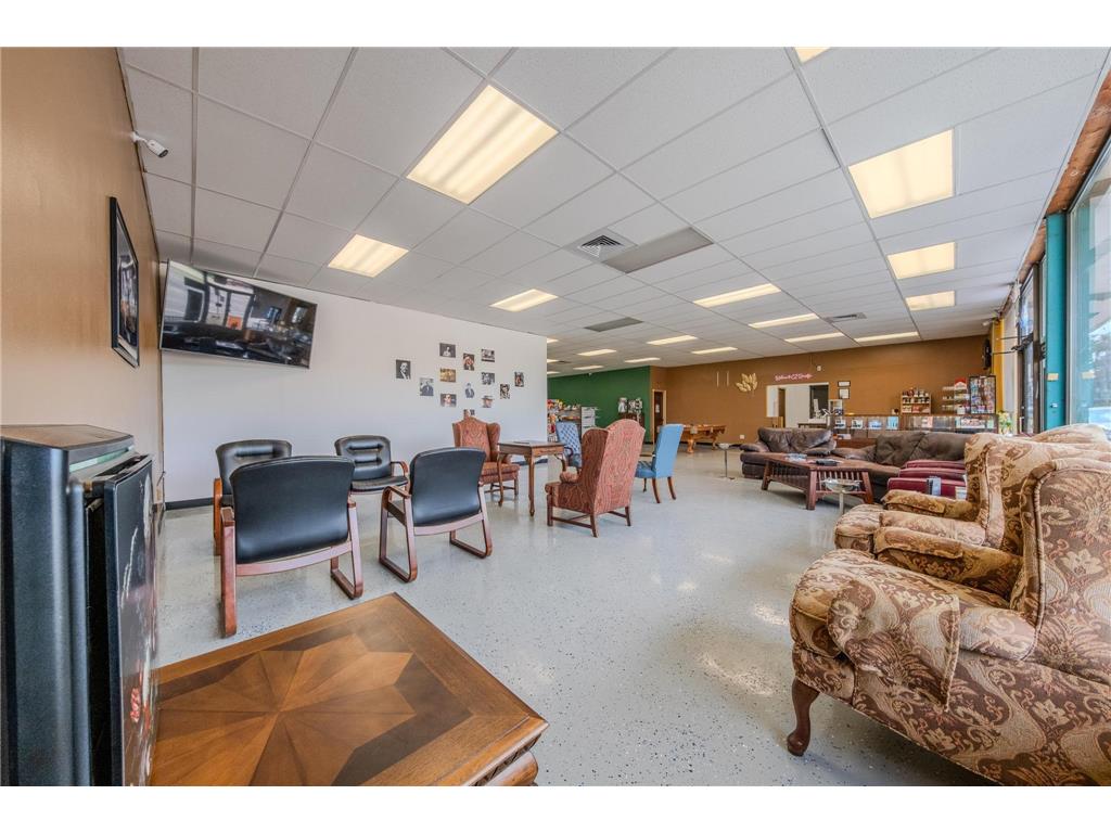 15825 7th Avenue NW Andover MN 55304 6776686 image15