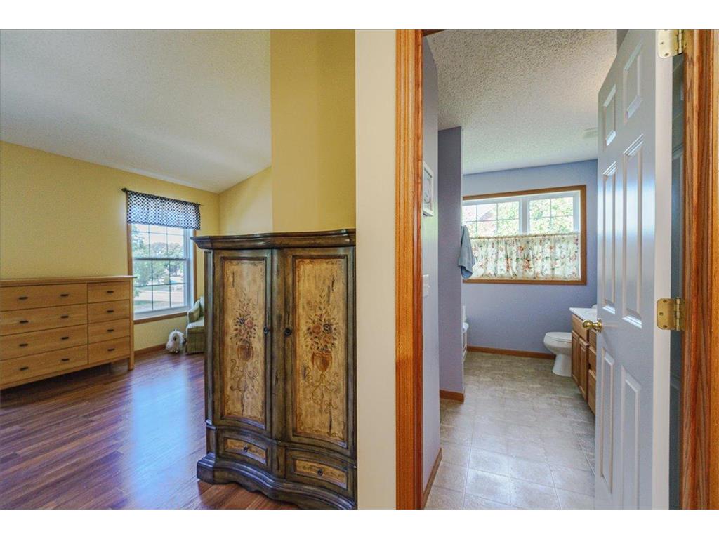 15826 Frisian Lane Apple Valley MN 55124 7082511 image24