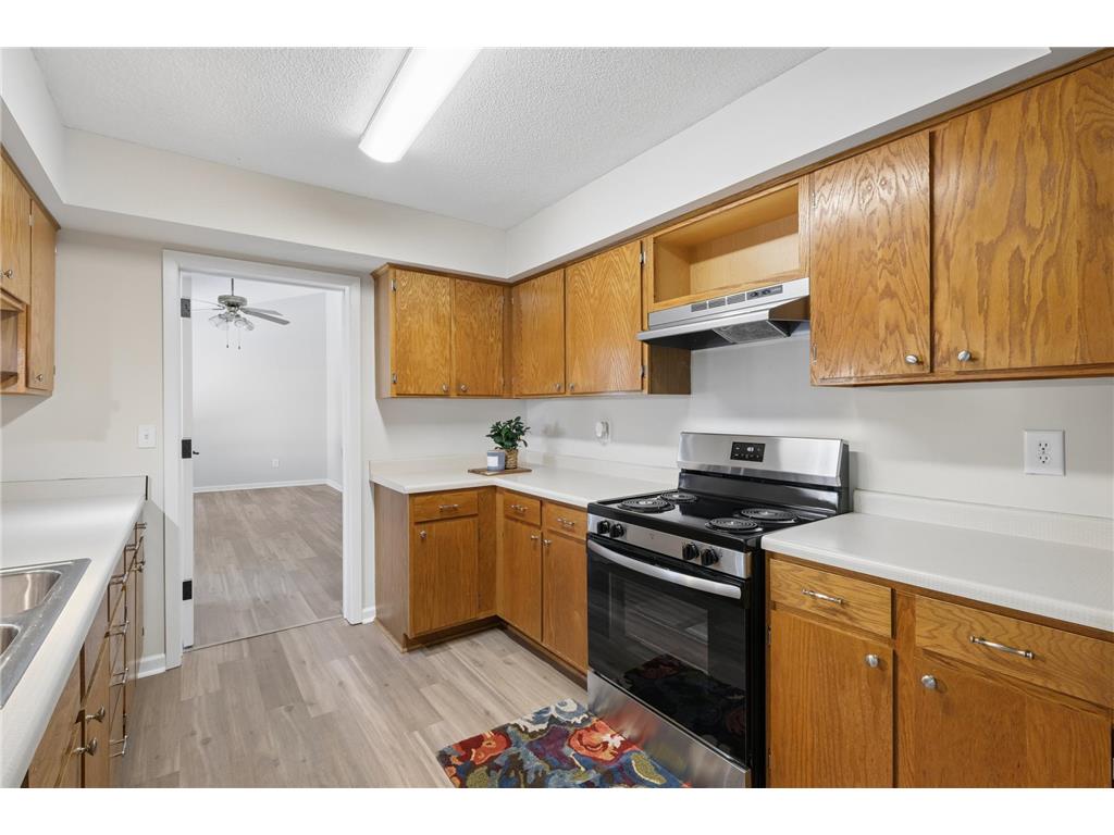 15834 Griffon Path Apple Valley MN 55124 7009849 image10