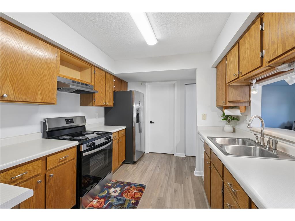 15834 Griffon Path Apple Valley MN 55124 7009849 image12