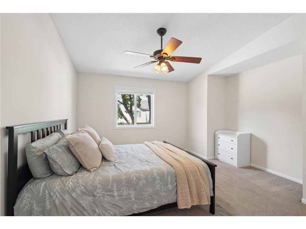 15834 Griffon Path Apple Valley MN 55124 7009849 image19
