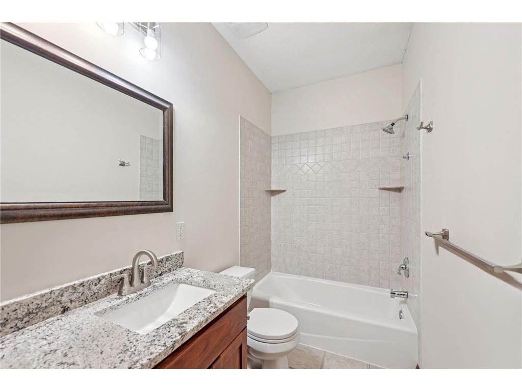 15837 Drawstone Trail Apple Valley MN 55124 7021458 image28