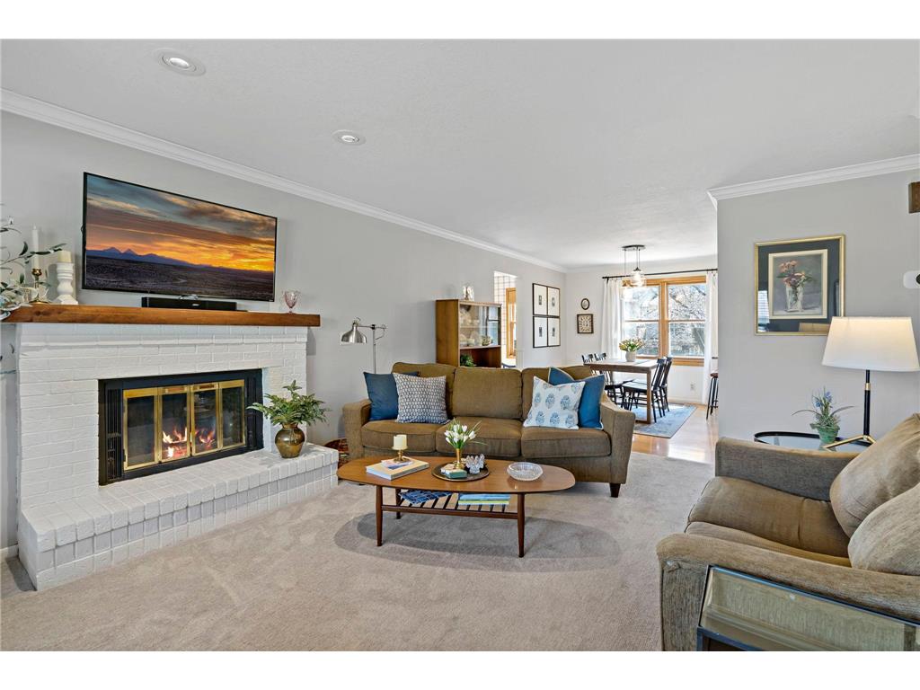 1584 Lancaster Lane Eagan MN 55122 7054463 image2