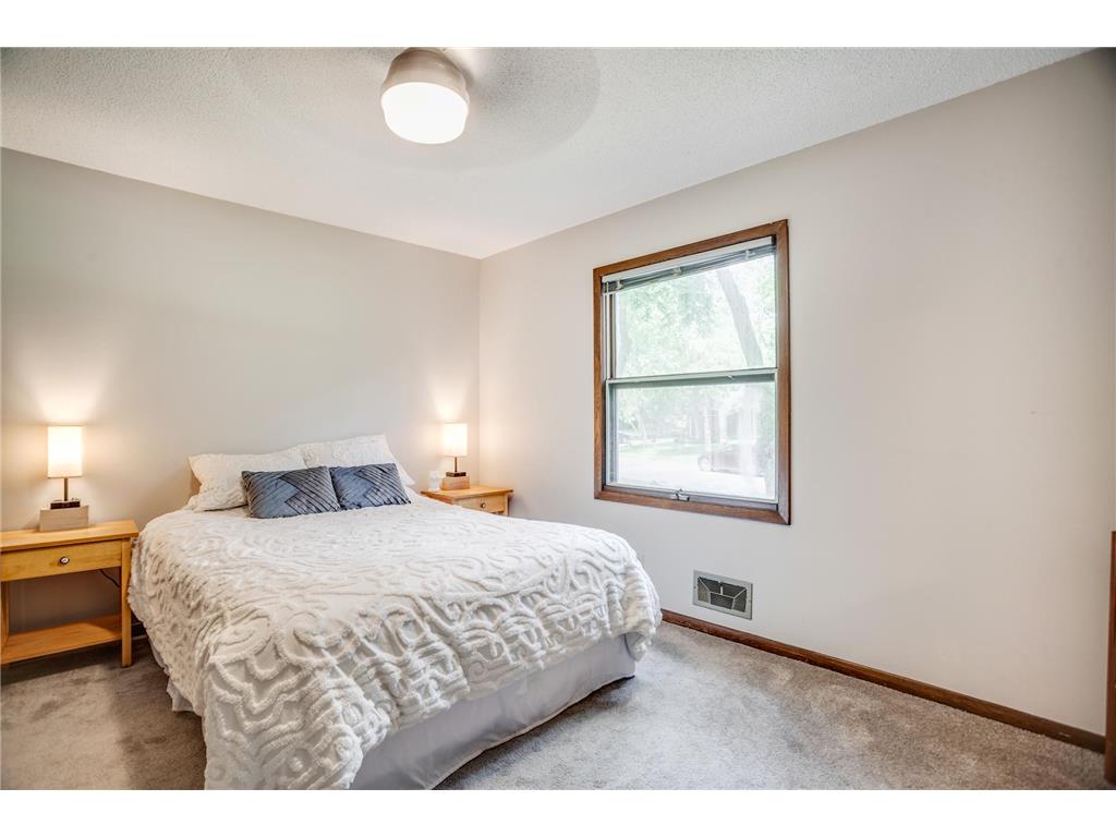 15841 N Hillcrest Court Eden Prairie MN 55346 7080769 image21