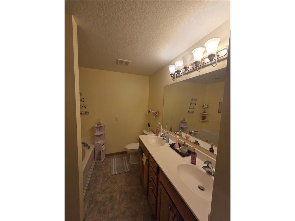 15842 Frisian Lane Apple Valley MN 55124 7010212 image15