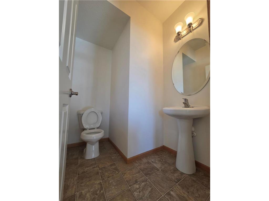 15842 Frisian Lane Apple Valley MN 55124 7010212 image48