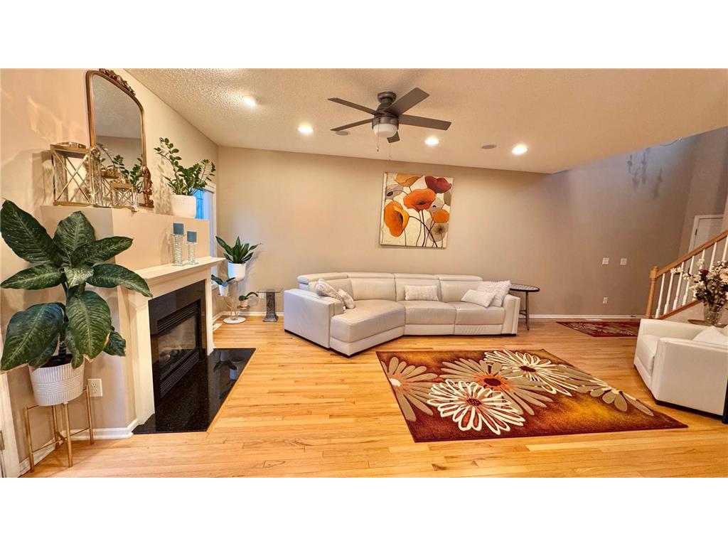 15843 Porchlight Lane Eden Prairie MN 55347 7068804 image1