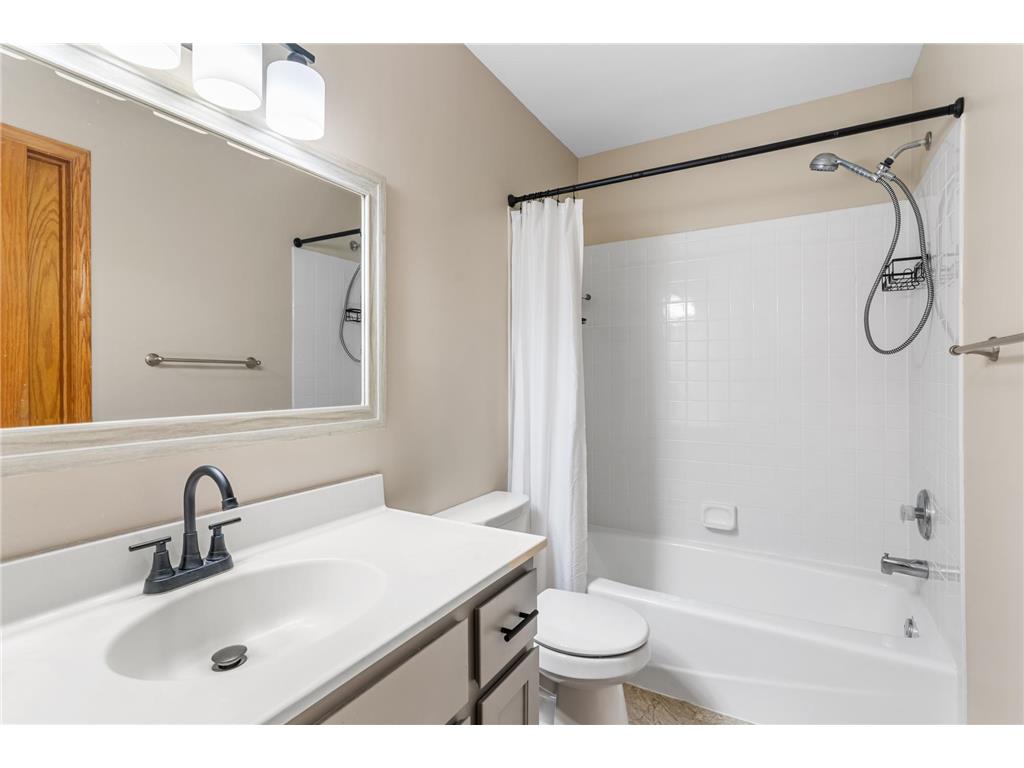 1585 Millpond Court Chaska MN 55318 7091548 image14