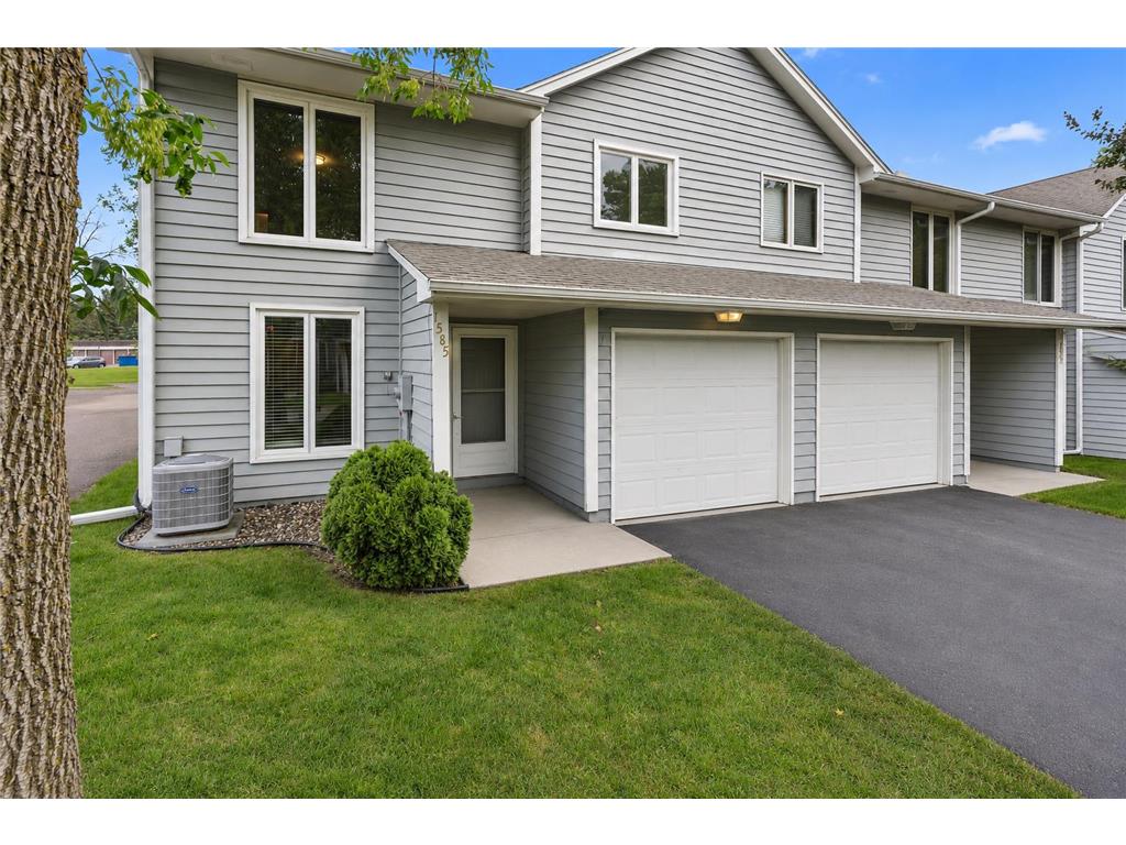 1585 Millpond Court Chaska MN 55318 7115860 image1