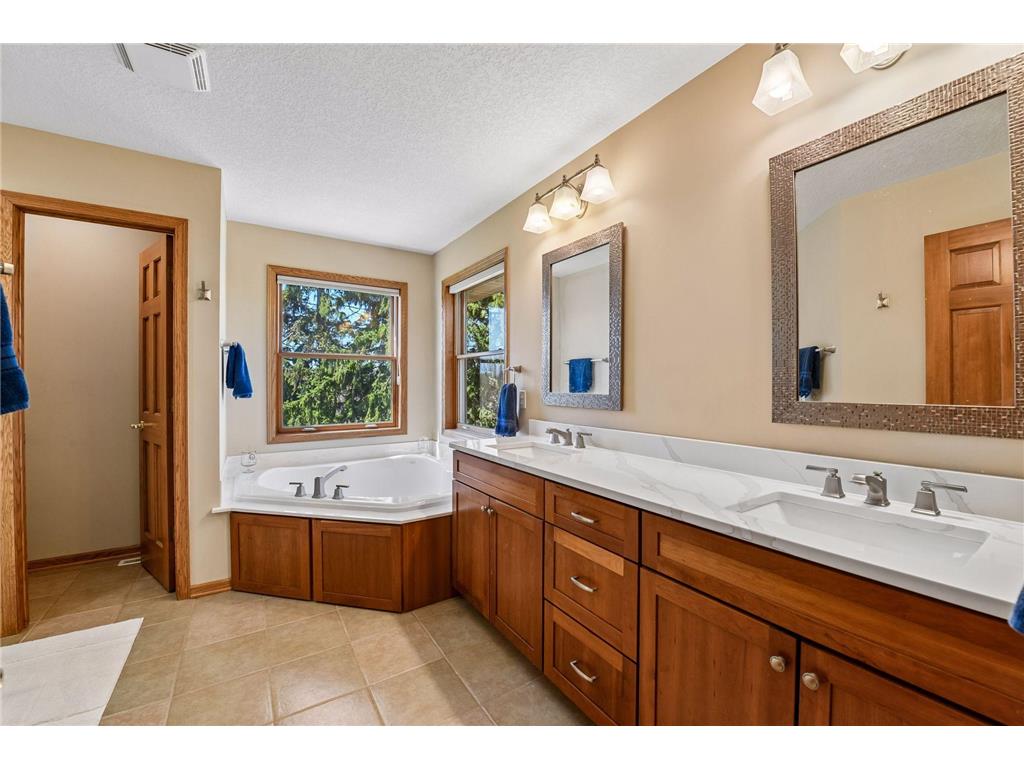 1585 Stoneridge Circle Long Lake MN 55356 7065414 image23