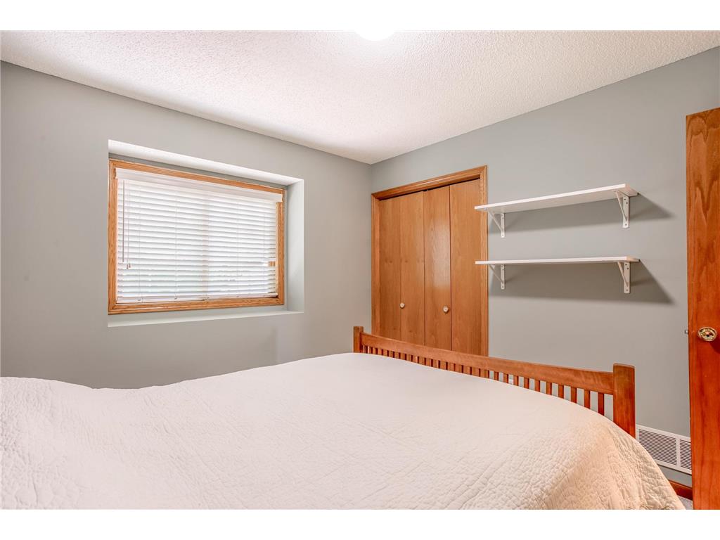 15850 Zumbrota Street NE Ham Lake MN 55304 7060692 image34