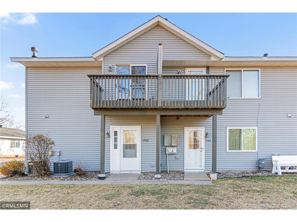 1586 Helmo Avenue N Oakdale MN 55128 6636755 image1