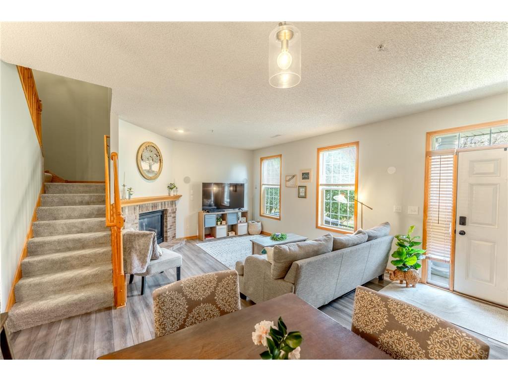 1586 Woodlynn Avenue #2 Maplewood MN 55109 7040350 image2