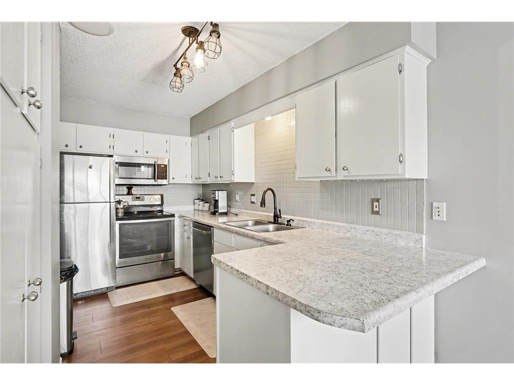 15865 Griffon Path Apple Valley MN 55124 7048907 image3