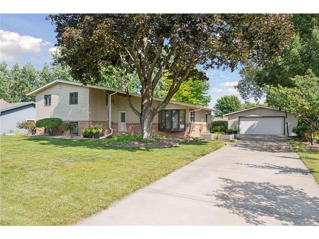 1587 27th Avenue NW New Brighton MN 55112 6599481 image1