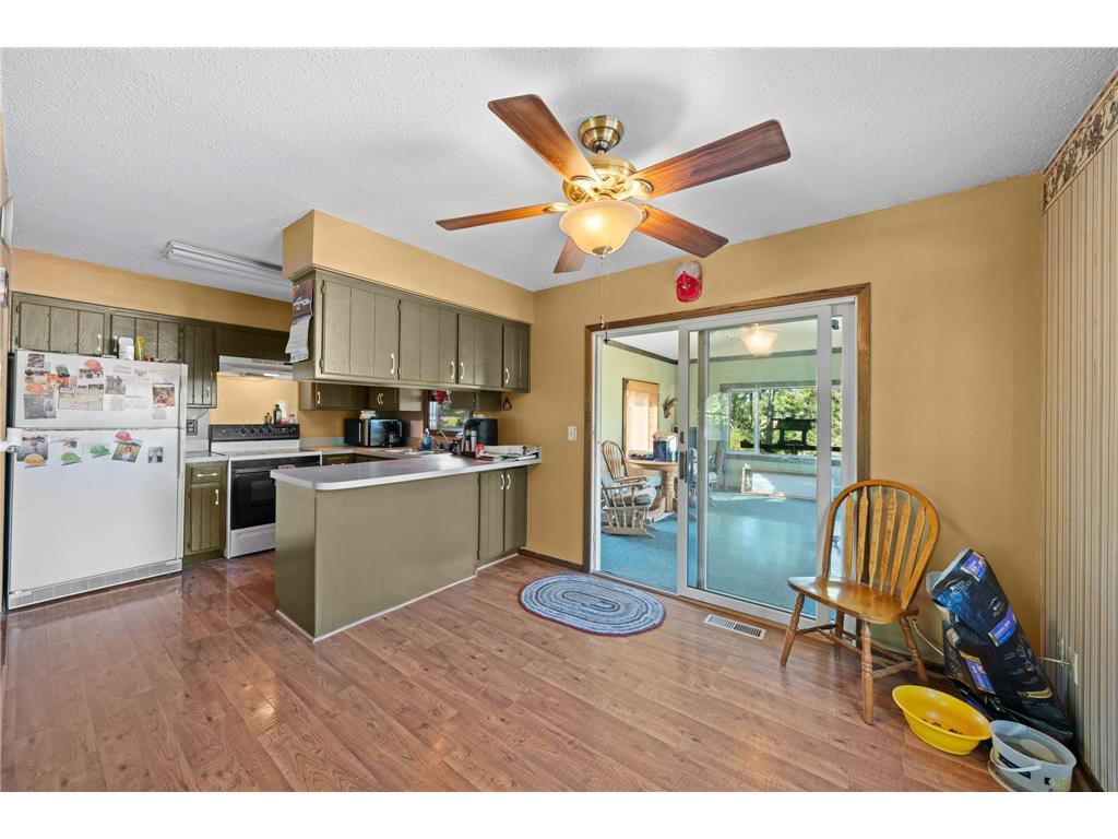 1587 286th Lane NW Bradford Twp MN 55040 6780562 image18