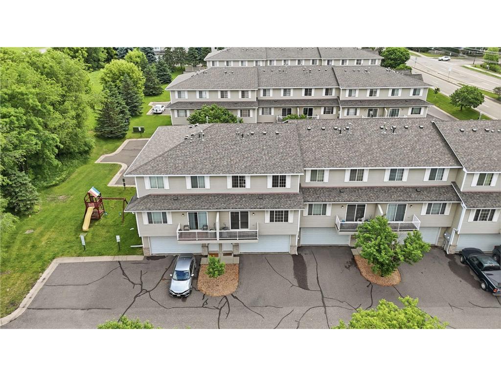 1587 County Road D E Maplewood MN 55109 7090581 image21