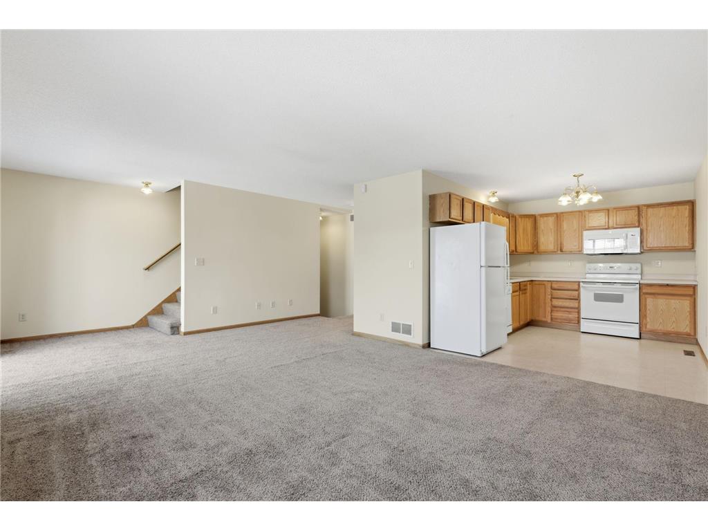 1587 County Road D E Maplewood MN 55109 7090581 image6