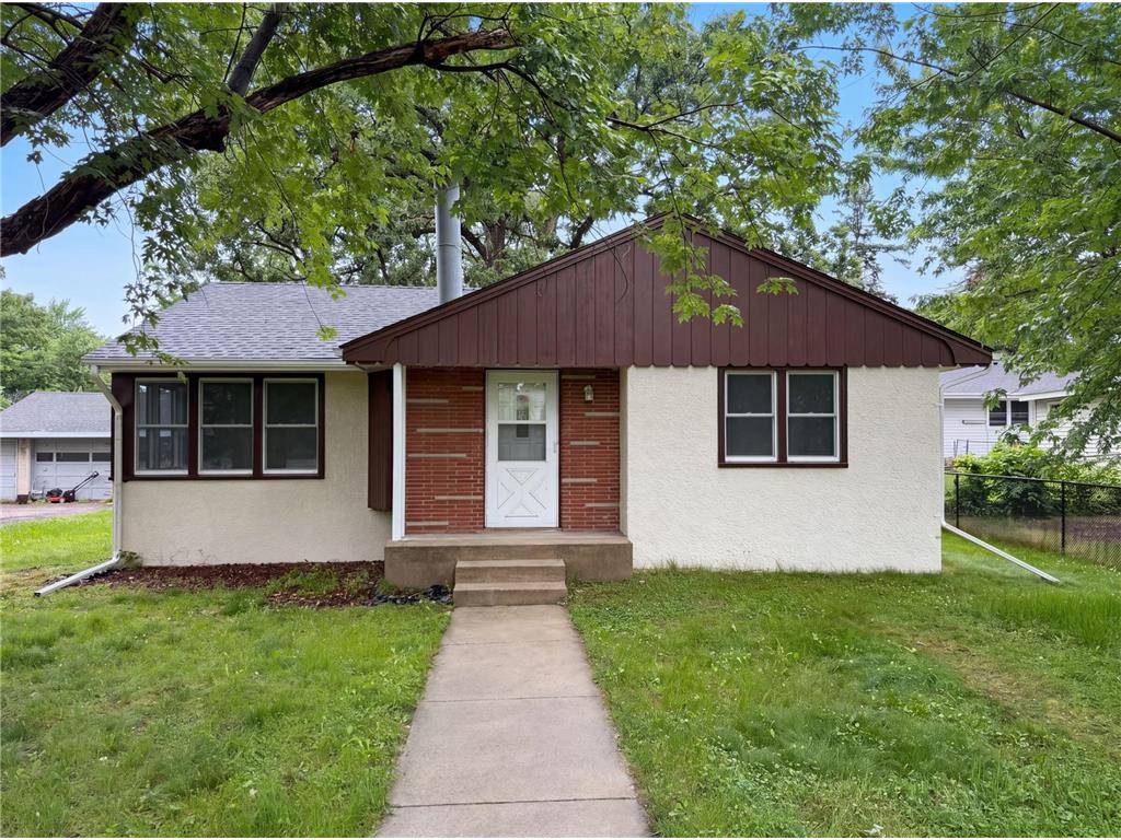 1587 Hudson Road Saint Paul MN 55106 7092375 image1