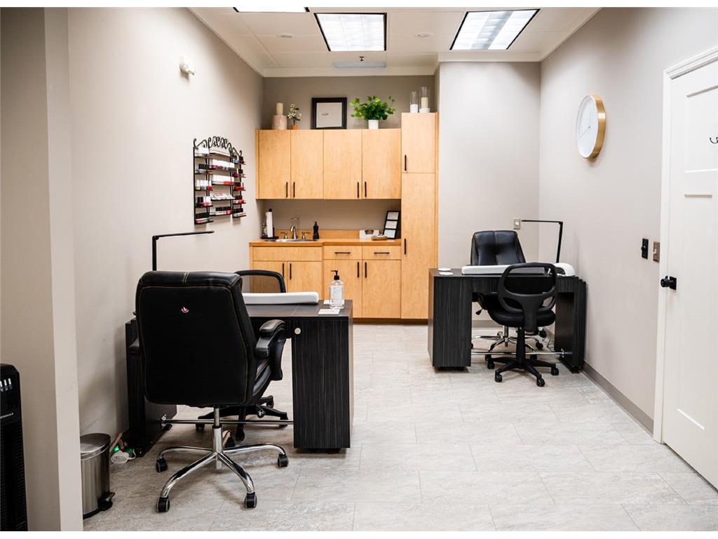 15875 Franklin Trail SE #Station 6 Part Time Prior Lake MN 55372 6606209 image15