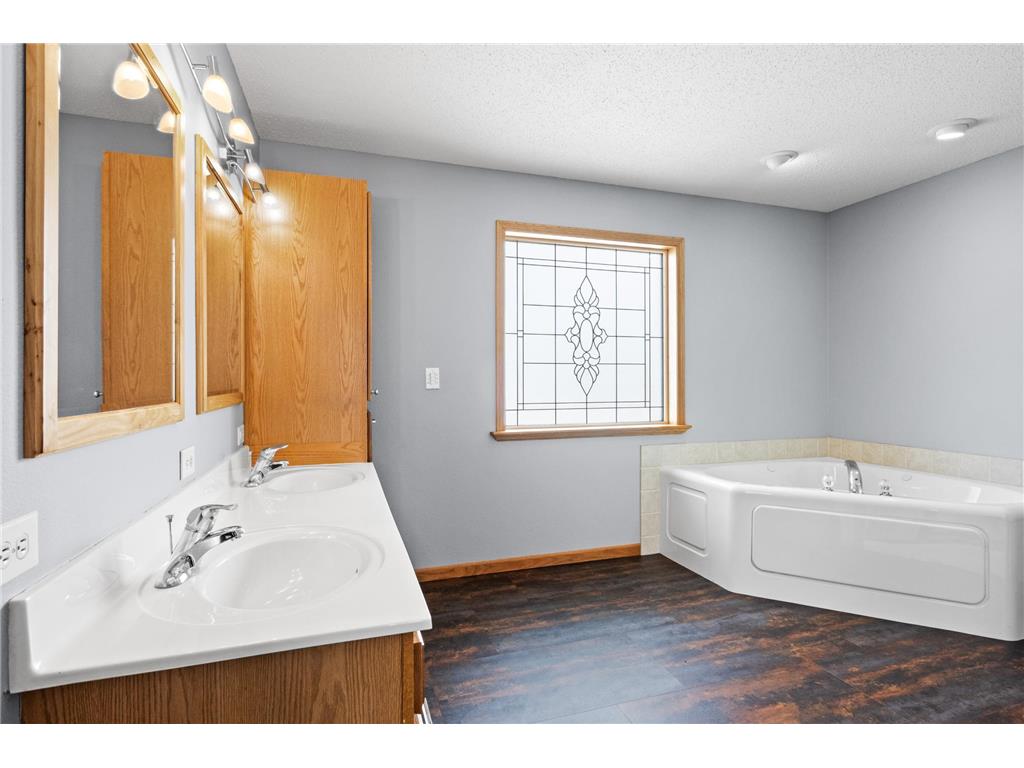 15886 Svend Lane NW Evansville MN 56326 - Stowe Lake 7029200 image32