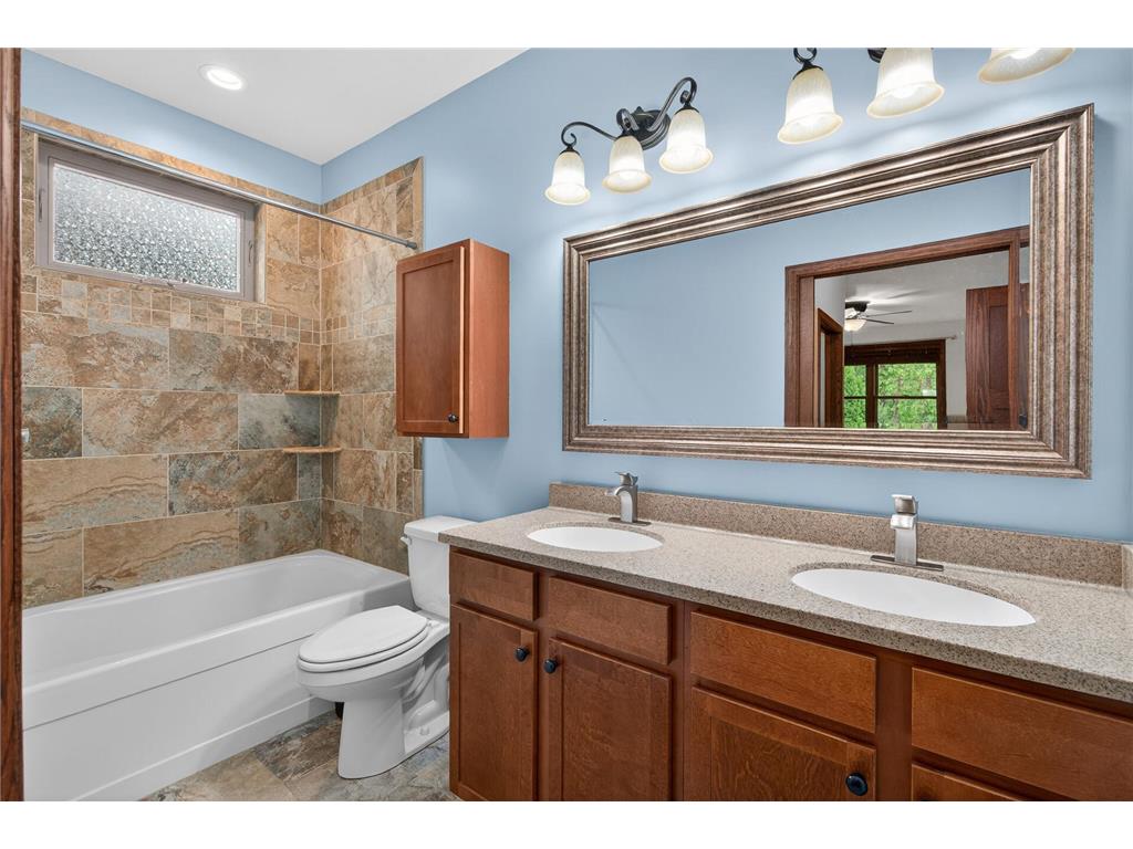 1589 Christie Place Saint Paul MN 55106 7072333 image21
