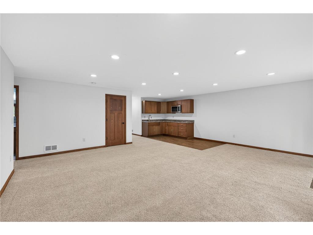 1589 Christie Place Saint Paul MN 55106 7072333 image23