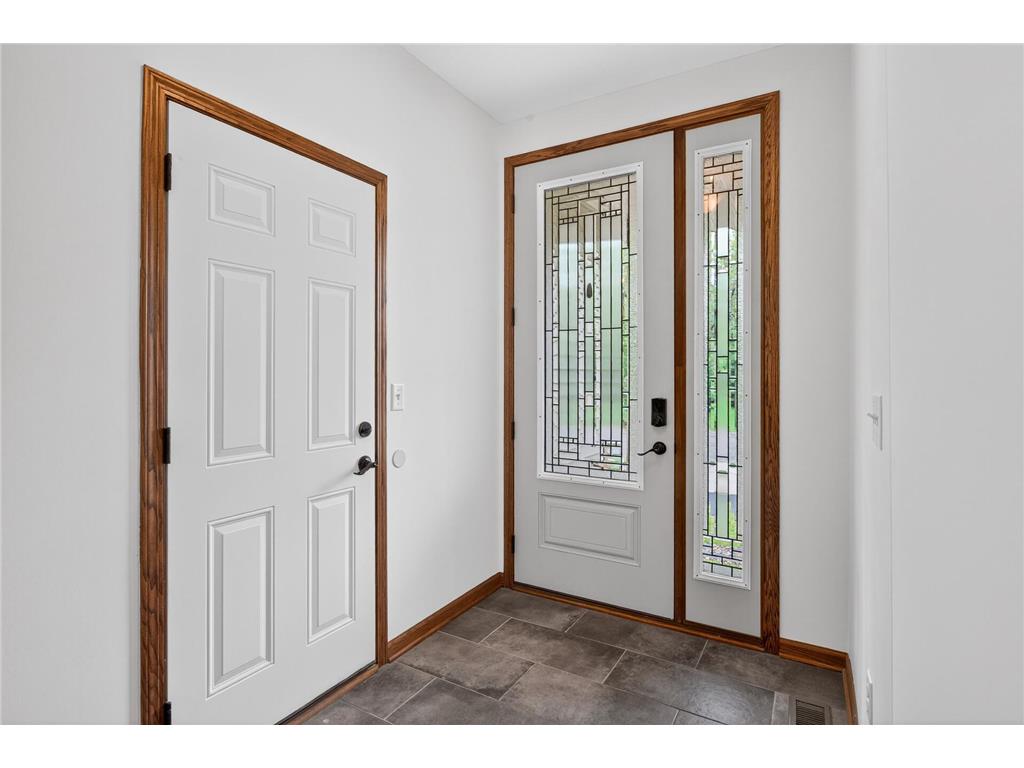 1589 Christie Place Saint Paul MN 55106 7072333 image5