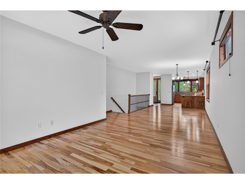 1589 Christie Place Saint Paul MN 55106 7072333 image9