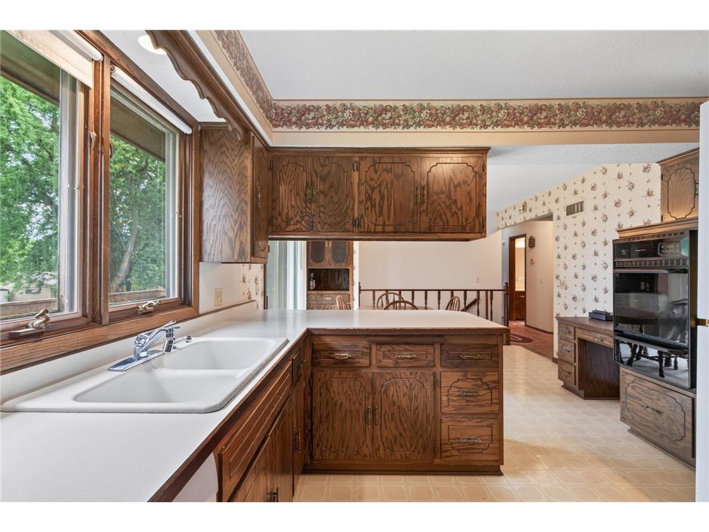 1589 Crest Drive Chaska MN 55318 7101120 image13