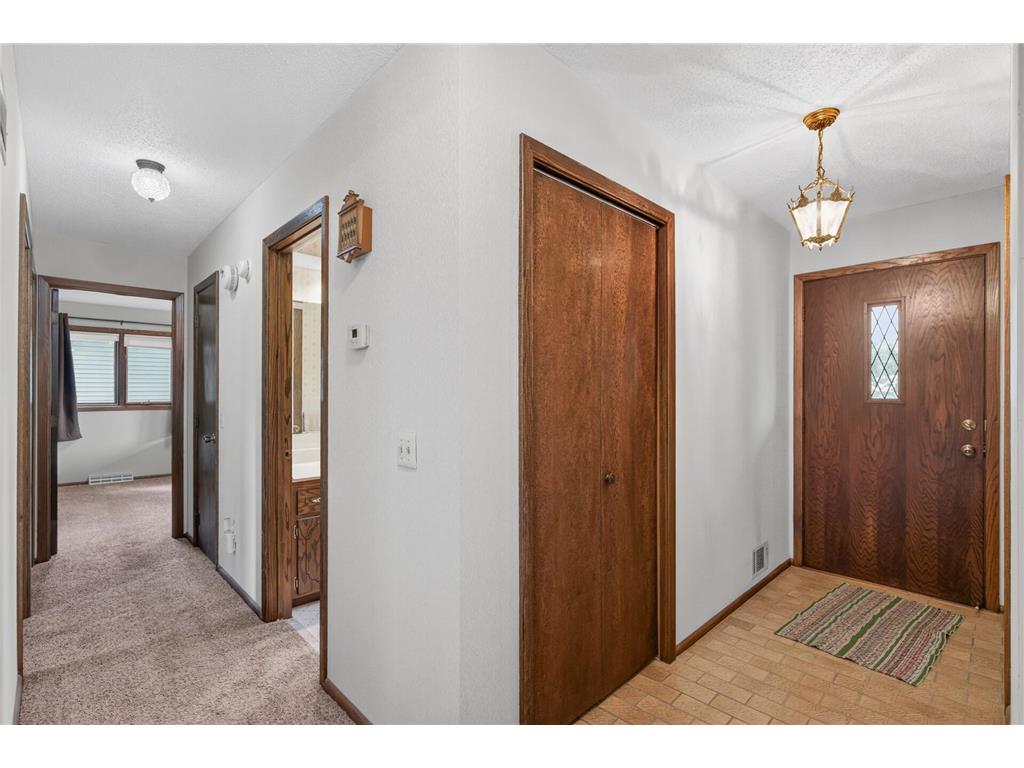 1589 Crest Drive Chaska MN 55318 7101120 image15