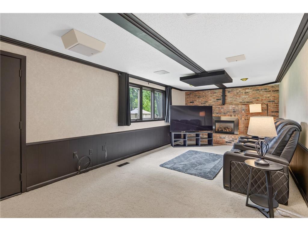 1589 Crest Drive Chaska MN 55318 7101120 image24