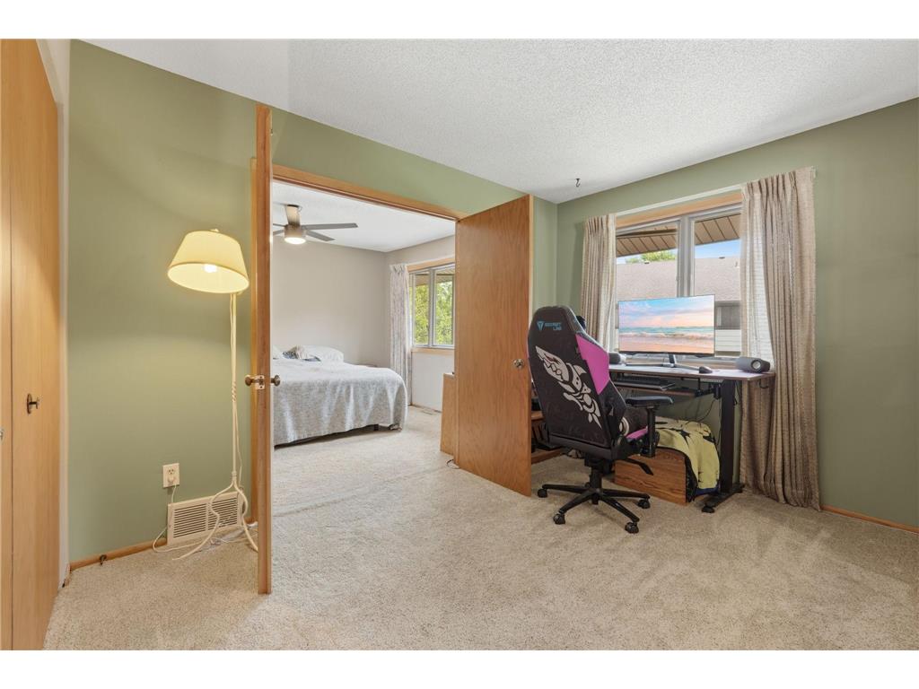 1589 Four Oaks Road Eagan MN 55121 7099904 image14