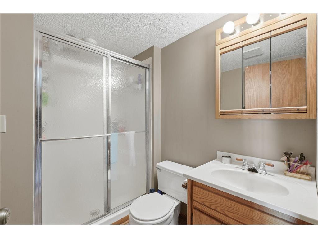 1589 Four Oaks Road Eagan MN 55121 7099904 image20
