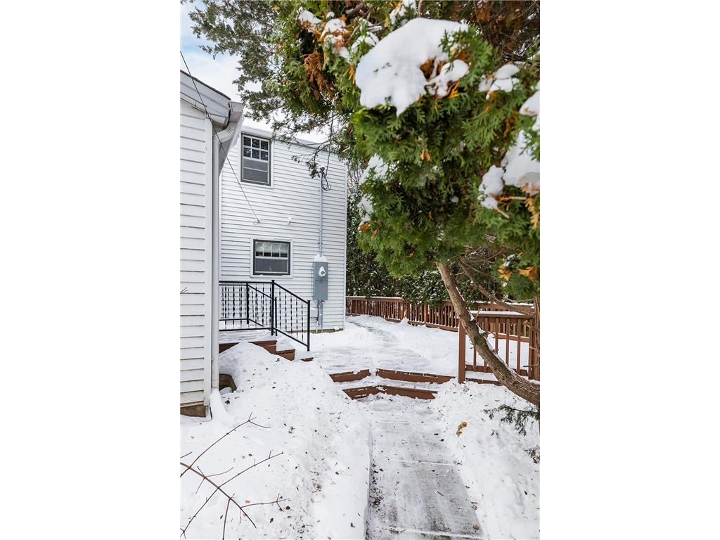 1589 Hillcrest Avenue Saint Paul MN 55116 7078454 image27