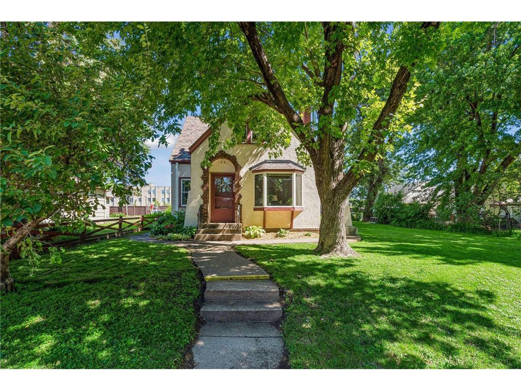1589 Hollywood Court Falcon Heights MN 55108 7100819 image1
