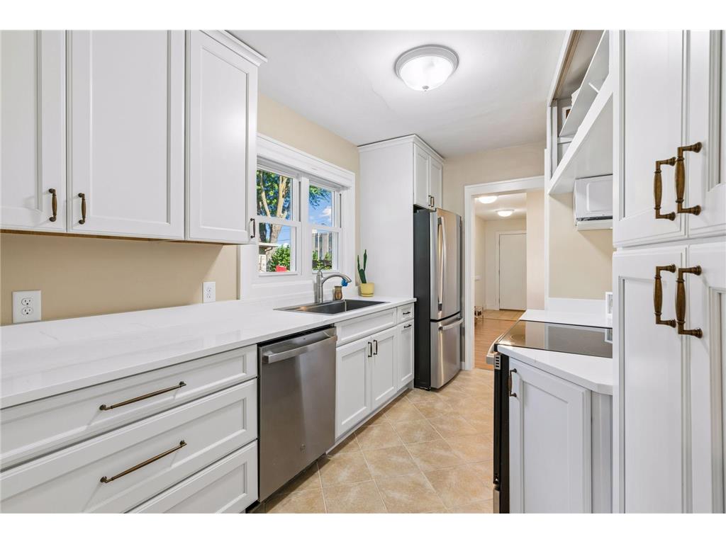 1589 Hollywood Court Falcon Heights MN 55108 7100819 image10