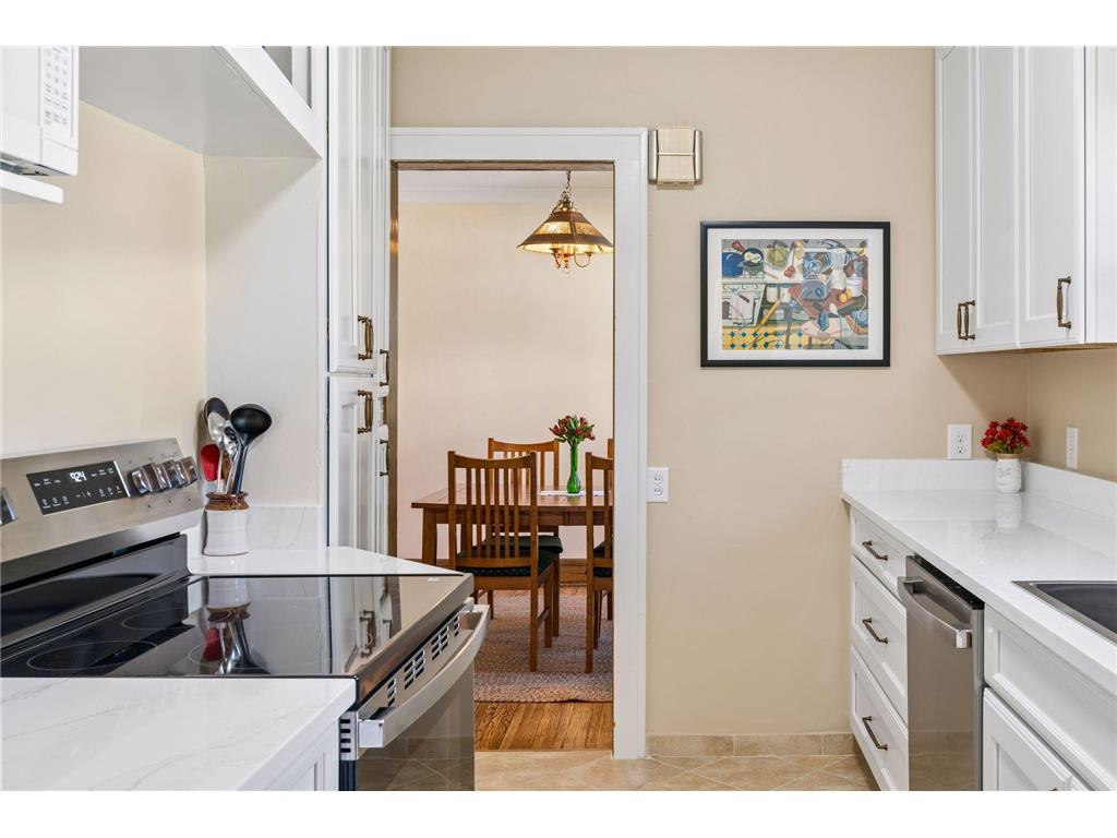 1589 Hollywood Court Falcon Heights MN 55108 7100819 image12